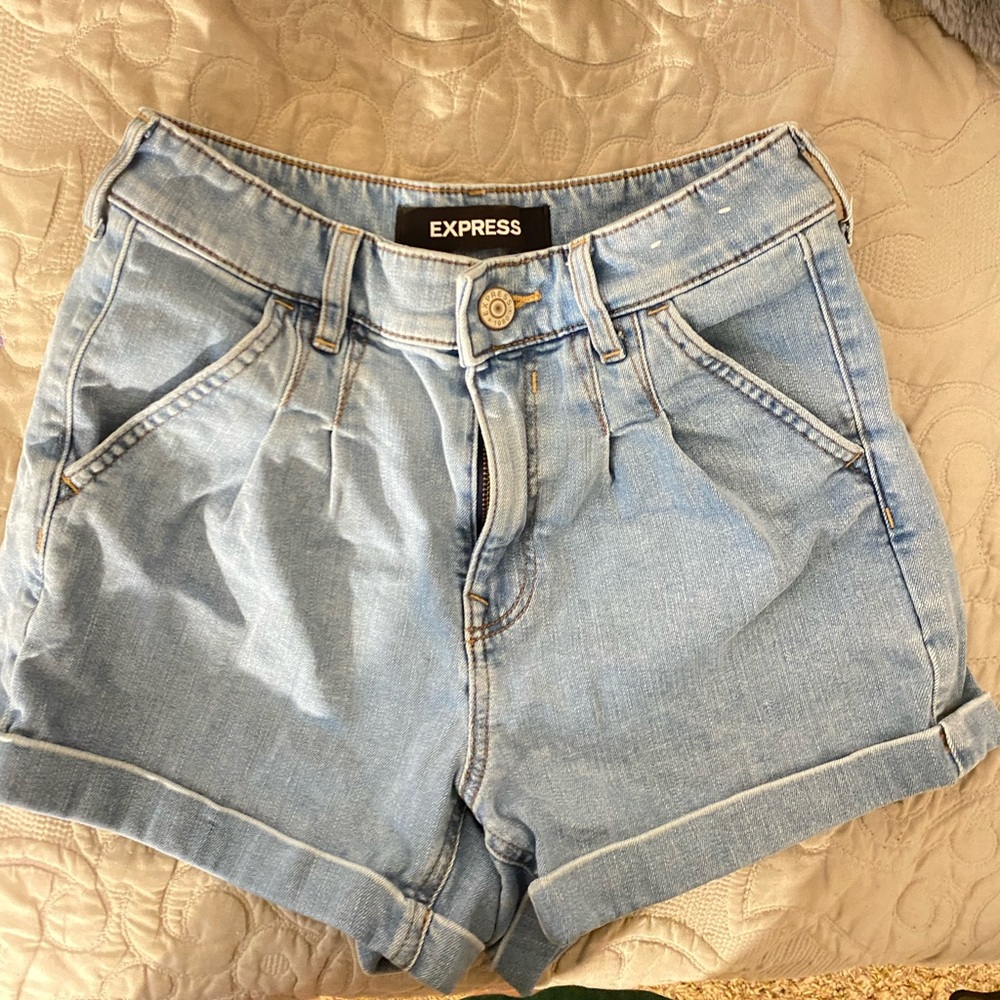 Denim shorts Express size 0